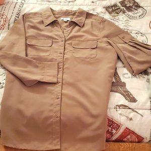 Button down adjustable sleeve fashion blouse